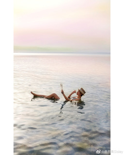 Sisley Choi feet photo 15