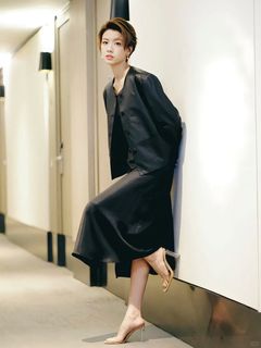 Sisley Choi feet photo 16