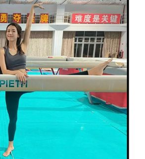 Sisley Choi feet photo 16