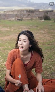 Sisley Choi feet photo 12