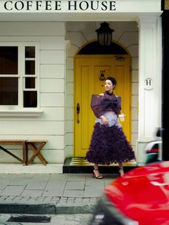 Sisley Choi feet photo 2