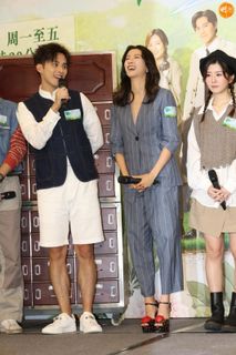 Sisley Choi feet photo 11