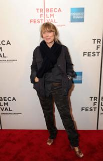 Sissy Spacek feet photo thumbnail