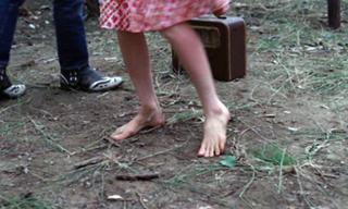 Sissy Spacek feet photo thumbnail