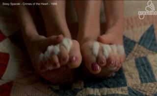 Sissy Spacek feet photo thumbnail