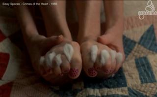 Sissy Spacek feet photo thumbnail
