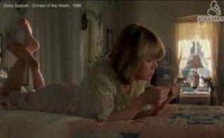 Sissy Spacek feet photo thumbnail