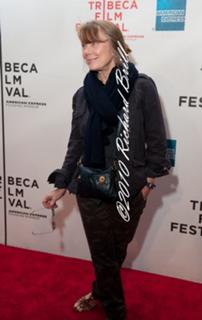 Sissy Spacek feet photo thumbnail