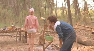 Sissy Spacek feet photo thumbnail