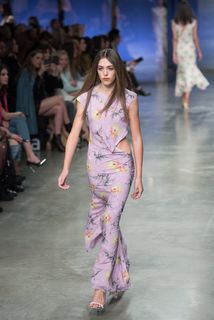 Sistine Rose Stallone feet photo thumbnail