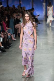 Sistine Rose Stallone feet photo thumbnail