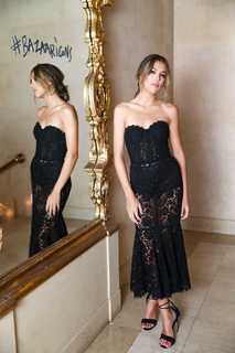 Sistine Rose Stallone feet photo thumbnail