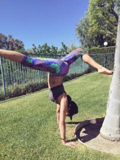 Sitara Hewitt feet photo 3