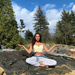 Sitara Hewitt feet photo 4