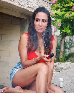 Sitara Hewitt feet photo 8