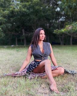 Sitara Hewitt feet photo 4