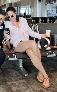 Sivan Klein feet photo 1