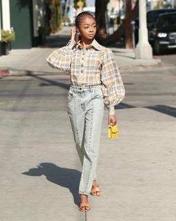 Skai Jackson feet photo thumbnail