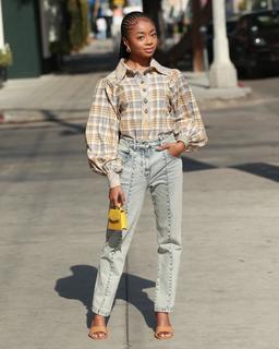 Skai Jackson feet photo thumbnail