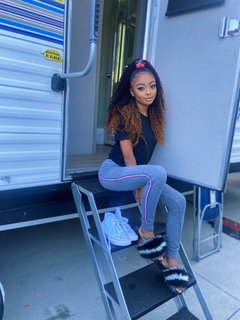 Skai Jackson feet photo thumbnail