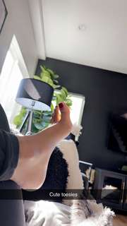 Skai Jackson feet photo thumbnail