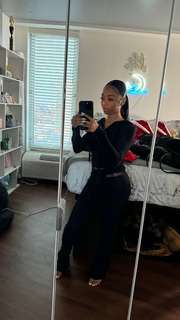 Skai Jackson feet photo thumbnail