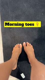 Skai Jackson feet photo thumbnail