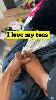 Skai Jackson feet photo thumbnail