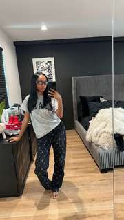 Skai Jackson feet photo thumbnail