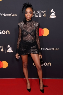 Skai Jackson feet photo thumbnail