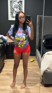Skai Jackson feet photo thumbnail