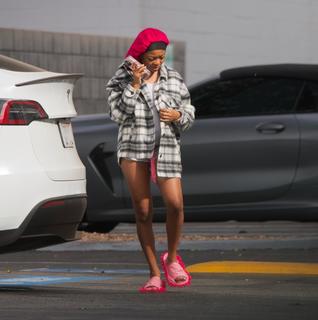 Skai Jackson feet photo thumbnail