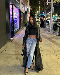 Skai Jackson feet photo thumbnail