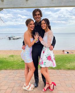 Skilah Hurd feet photo thumbnail