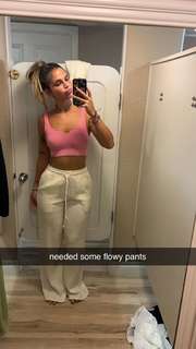 Skilah Hurd feet photo thumbnail