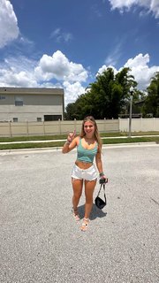 Skilah Hurd feet photo thumbnail