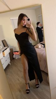 Skilah Hurd feet photo thumbnail