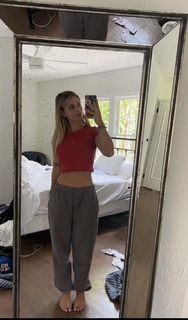 Skilah Hurd feet photo thumbnail