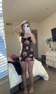 Skilah Hurd feet photo thumbnail