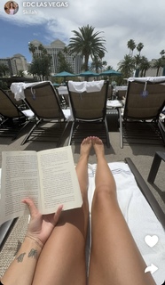 Skilah Hurd feet photo thumbnail