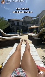 Skilah Hurd feet photo thumbnail