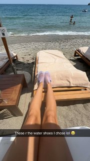 Skilah Hurd feet photo thumbnail