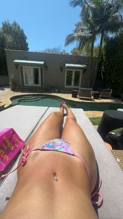 Skilah Hurd feet photo thumbnail