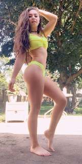 Skye Blue feet photo 12