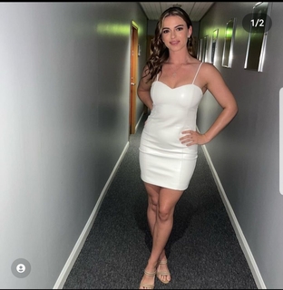 Skye Nicolson feet photo 11