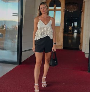 Skye Nicolson feet photo 19