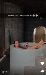 Skye Nicolson feet photo 2