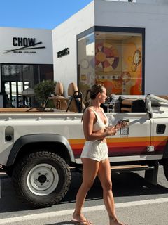 Skye Nicolson feet photo 11