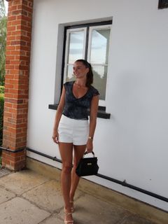Skye Nicolson feet photo 3
