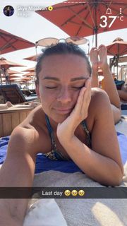 Skye Nicolson feet photo 5